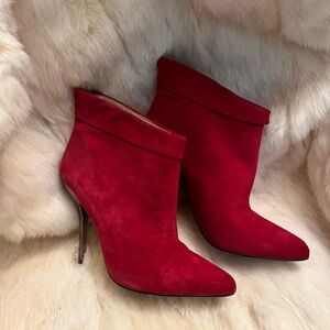 Beautiful red booties used ones